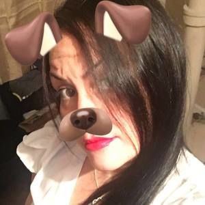 Meet your Posher, Denise